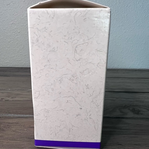 Hallmark Keepsake **NEW** 2001 “Taz Paint Egg!) Looney Tunes Easter Ornament - Picture 9 of 9